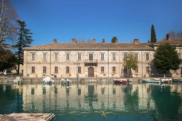 Vista Peschiera Del Garda Geografía Verona Encuentra Ubicado Las Coordenadas —  Fotos de Stock