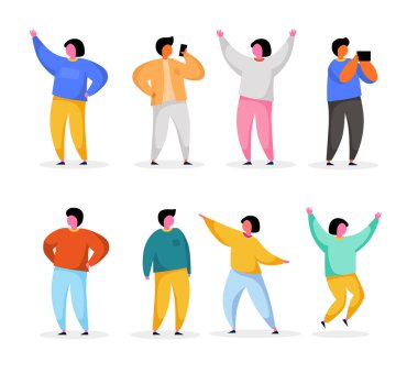 Farklı pozlarda duran mutlu gençler.