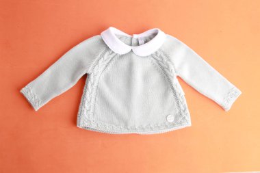 yeşil beyaz bebek forması