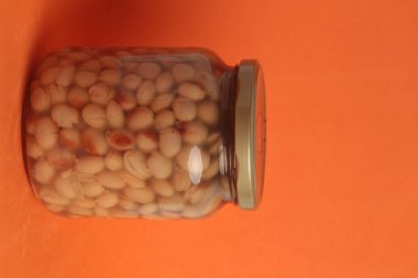 kurutulmuş kuru fasulye kavanozu