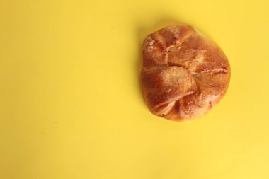 lezzetli pişmiş bal topuzun