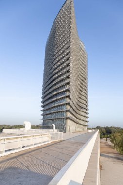 Zaragoza, İspanya 23 Ocak 2019: Zaragoza şehrindeki su kulesi binası