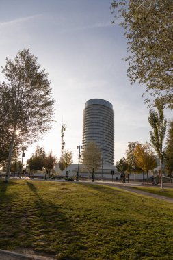 Zaragoza, İspanya 23 Ocak 2019: Zaragoza şehrindeki su kulesi binası