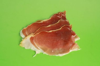 serrano jambonu dilimleri