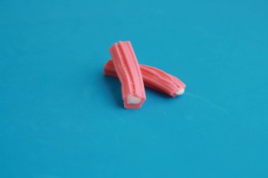 pembe ve beyaz jöle meyan kökü