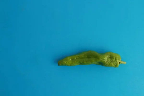 Pimiento Verde Sobre Fondo Colorido — Foto de Stock