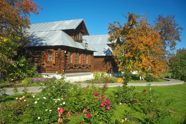 Paisagem de outono em Suzdal . — Fotografia de Stock