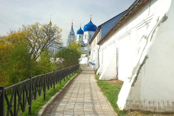 Bogolyubsky kloster i Vladimir Region, Ryssland. Royaltyfria Stockfoton