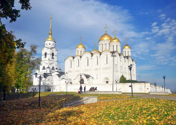 stock image VLADIMIR, RUSSIA - OCTOBER 07, 2018: Assumption church in Vladimir city historic center.