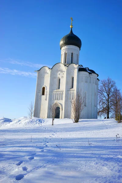 Zimowy krajobraz w centralnej Rosji. region Władimir. — Zdjęcie stockowe