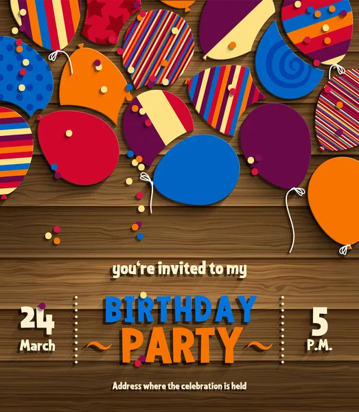 Carte d'invitation de fête d'anniversaire avec des ballons plats à motifs sur fond en bois. Vecteur . — Image vectorielle