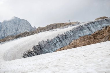 Dağların güzel manzarası