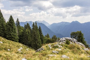 Dağların güzel manzarası
