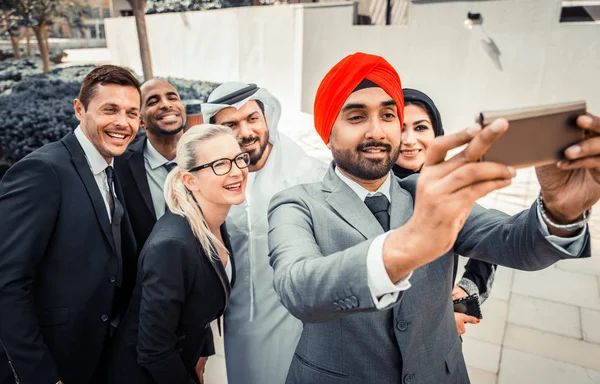 Lidé Multikulturní Obchodní Setkání Povídání Podnikání Mnohonárodnostní Obchodní Tým Setkání — Stock fotografie
