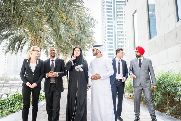 Reunión Empresarios Multiculturales Hablar Negocios Reunión Del Equipo Negocios Multirraciales — Foto de Stock