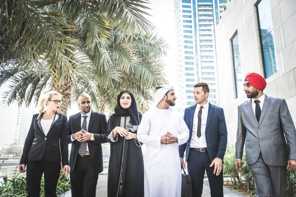 Reunión Empresarios Multiculturales Hablar Negocios Reunión Del Equipo Negocios Multirraciales — Foto de Stock