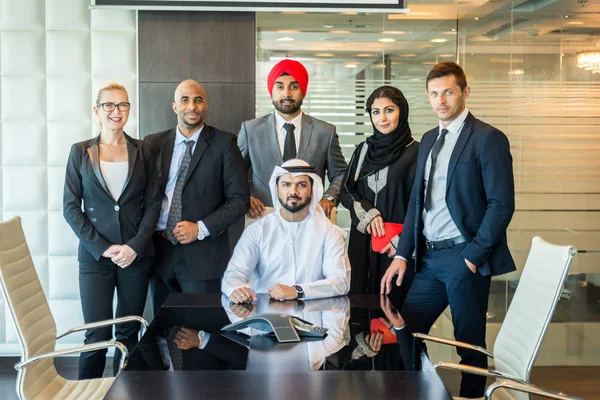 Reunión Empresarios Multiculturales Hablar Negocios Reunión Del Equipo Negocios Multirraciales — Foto de Stock