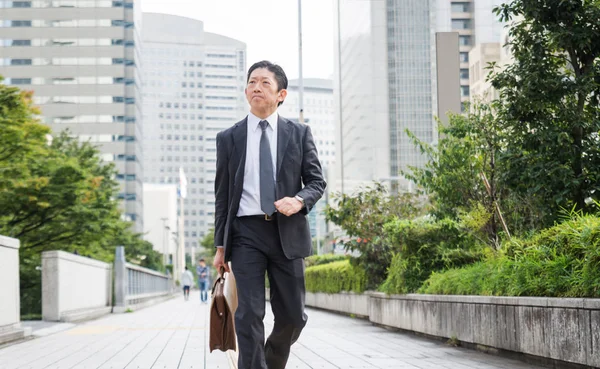 Japanese Businessman Walking Outdoors Asian Man Elegant Suit — Stock Photo, Image