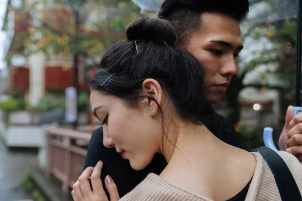 Pasangan Bahagia Yang Cantik Berkencan Tokyo — Stok Foto