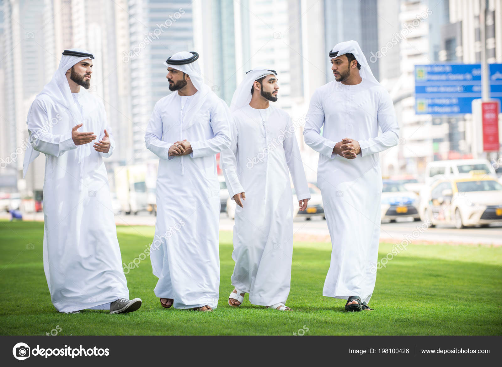 Arabian Men Meeting Talking Business Businessmen Portrait Dubai — Stock ...