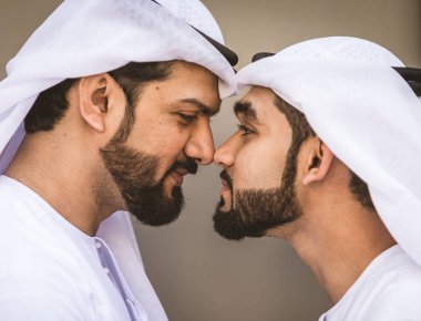 Toplantı ve iş - iş adamları portre Dubai söz Arap erkekler