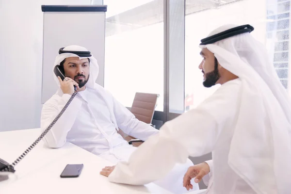 Arabian Men Meeting Talking Business Businessmen Portrait Dubai — Stock Photo, Image