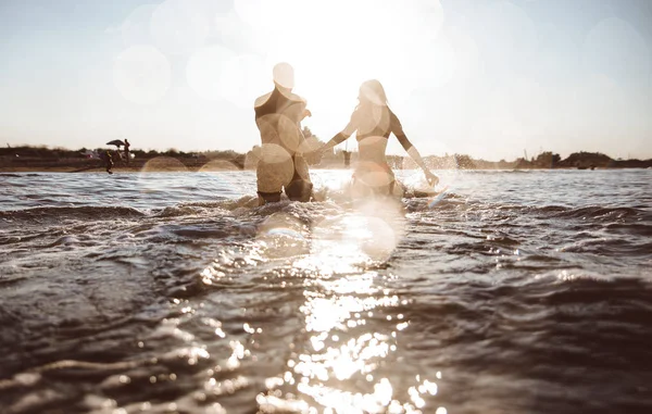 Friends Having Fun Sea — Stock Photo, Image