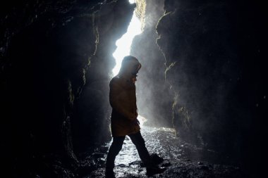 Yolculuk tutkusu explorer İzlanda doğal güzellikleri keşfetmek