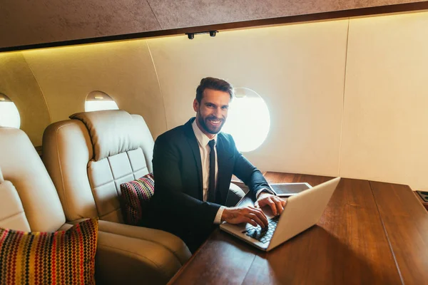 Businessman Flying His Private Jet — Stock Photo, Image