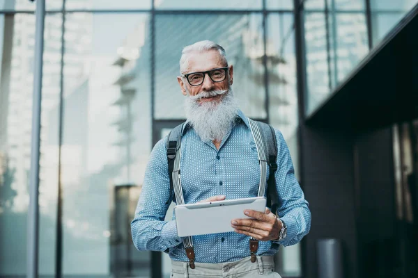 Hipster Senior Avec Des Portraits Barbe Élégants — Photo