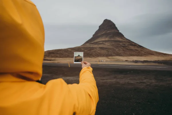 Man Exploring Icelandic Lands Photograph Picture Digitally Created — Stock Photo, Image