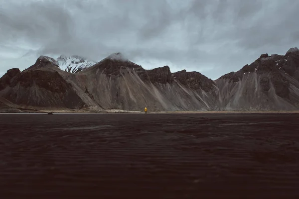 Mehetnék Explorer Izlandi Természeti Csodákat Felfedezni Stokksens Vestrahorn — Stock Fotó