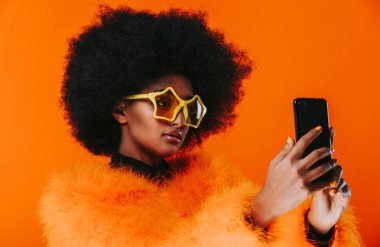 Güzel Afrikalı kadın studio portreler, kavramı yaşam tarzı ve güzellik hakkında