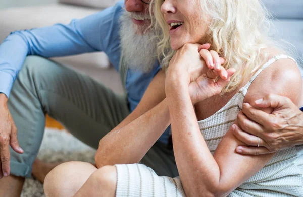 Casal Idosos Momentos Estilo Vida Casa — Fotografia de Stock