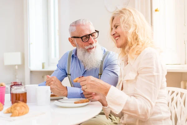 Happy Senior Couple Having Breakfast Home Married Couple Apartment Concepts — Stock Photo, Image