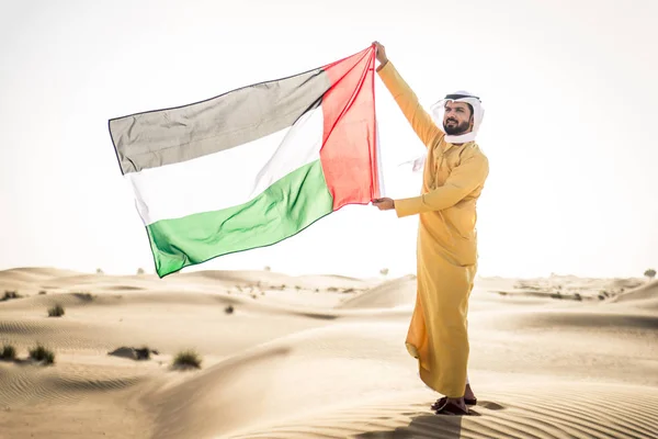 Handsome Arabian Man Traditional Dress Desert Dubai — Stock Photo, Image