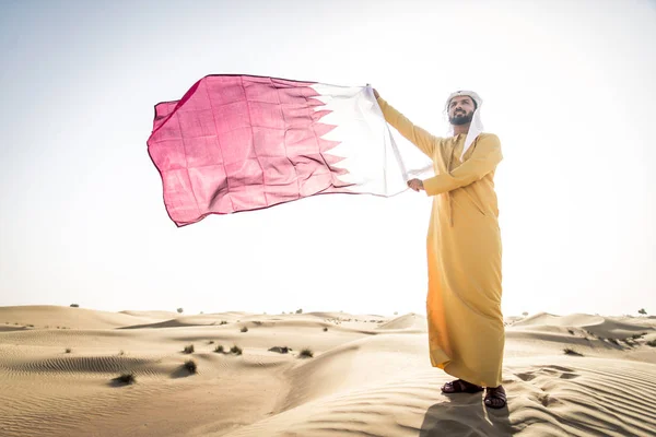 Arabská Krasavec Tradičními Šaty Poušti Dubaj — Stock fotografie