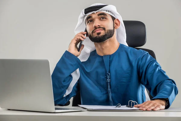 Portrait Arabic Man Kandora Studio — Stock Photo, Image