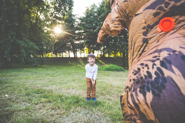 Father Son Playing Park Dinosaur Costume Having Fun Family Outdoor — Stock Photo, Image