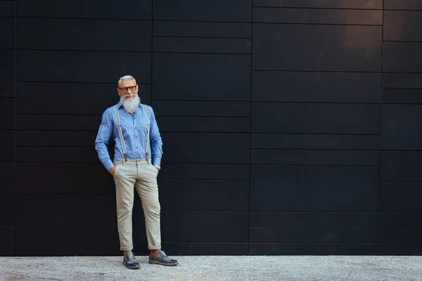 Retrato Homem Sênior Bonito Homem Jovem Elegante Nos Anos Sessenta — Fotografia de Stock