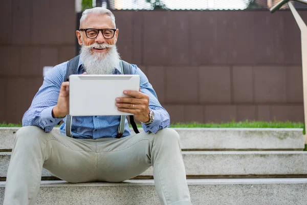 Knappe Man Van Senior Portret Jeugdige Stijlvolle Man Jaren Zestig — Stockfoto