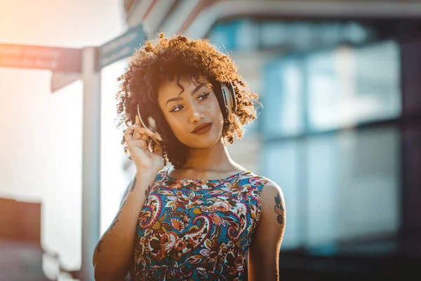 Portrait Beautiful Afroamerican Young Woman — Stock Photo, Image