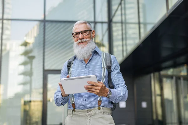 Kjekk Portrett Seniormenn Ungdommelig Stilig Mann Tallet Konsepter Livsstil Seniorer – stockfoto