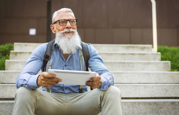 Retrato Hombre Mayor Guapo Hombre Joven Elegante Los Años Sesenta — Foto de Stock