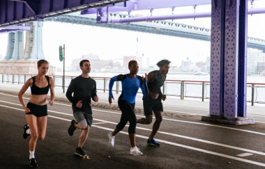New york City, spor ve fitness hakkında kavramsal serisi sokakta çalışan kentsel koşucu grubu