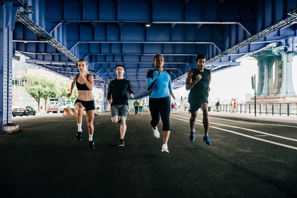 Group Urban Runners Running Street New York City Conceptual Series — Stock Photo, Image