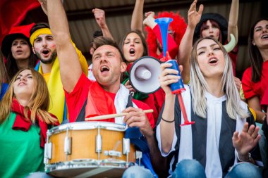 Futbol taraftarları Stadyumu'nda - eğleniyor ve futbolda arıyorum futbol taraftarları maç