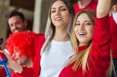 Futbol taraftarları Stadyumu'nda - eğleniyor ve futbolda arıyorum futbol taraftarları maç