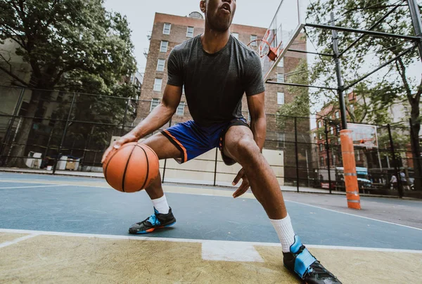 Allenamento Dei Giocatori Basket Campo Nella Città New York — Foto Stock