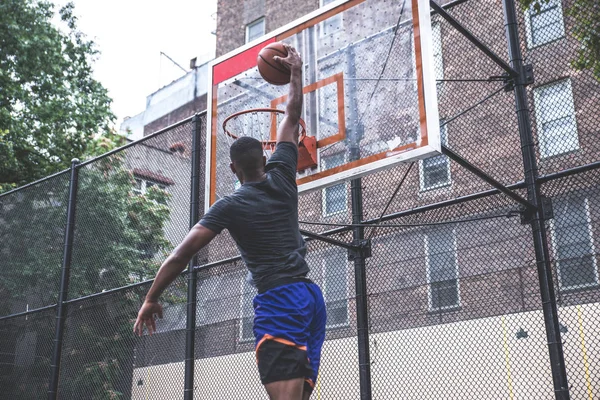 Basketballer Training Een Rechtbank New York City — Stockfoto